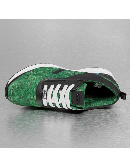 DNGRS Sneakers Weed