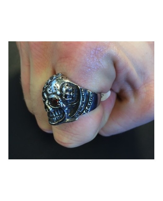 Captain Skull Ring Red Stone