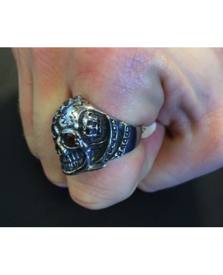 Captain Skull Ring Red Stone