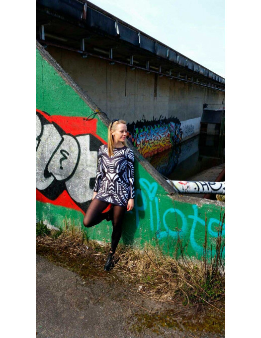 Graphic LS Dress BlackNWhite