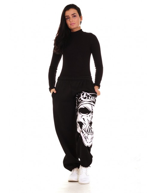 Cali Skull Sweatpants Black by BSAT