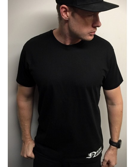 The Wolf T-Shirt Black by Nordic Worlds Premium Cotton