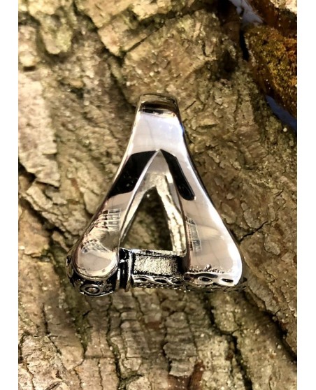 Thors Hammer Ring Elegance