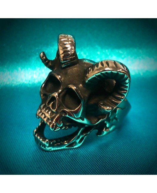 Skull Ring Ram