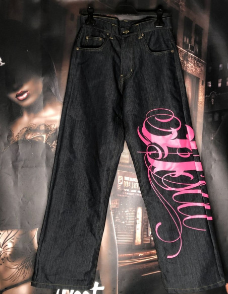 Art Script Logo Jeans Baggy BlackNPink by BSAT