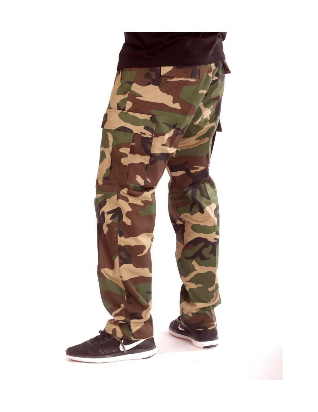 Woodland Cargo Pants Regular Fit by Tech wear