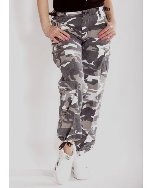 Woman Camo Cargo Pants Urban by Tech...