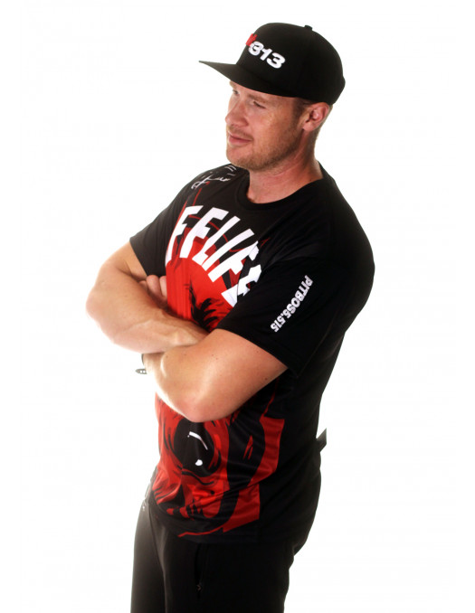 StaffLife No Pain Dog T-Shirt by Pitbos