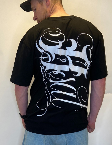 BSAT Art Script T-Shirt BlackNWhite Baggy