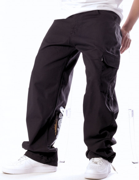 Street Famous Baggy Cargo Pants Black by BSAT